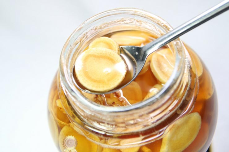 Chép ngay công thức ngâm sâm với mật ong chỉ 7 ngày có thể uống được 3